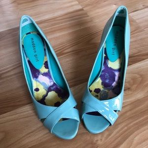 Pastel mint green mid-height heels from Madden